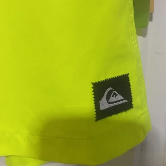 Quicksilver Board Shorts - Picture 2 of 6